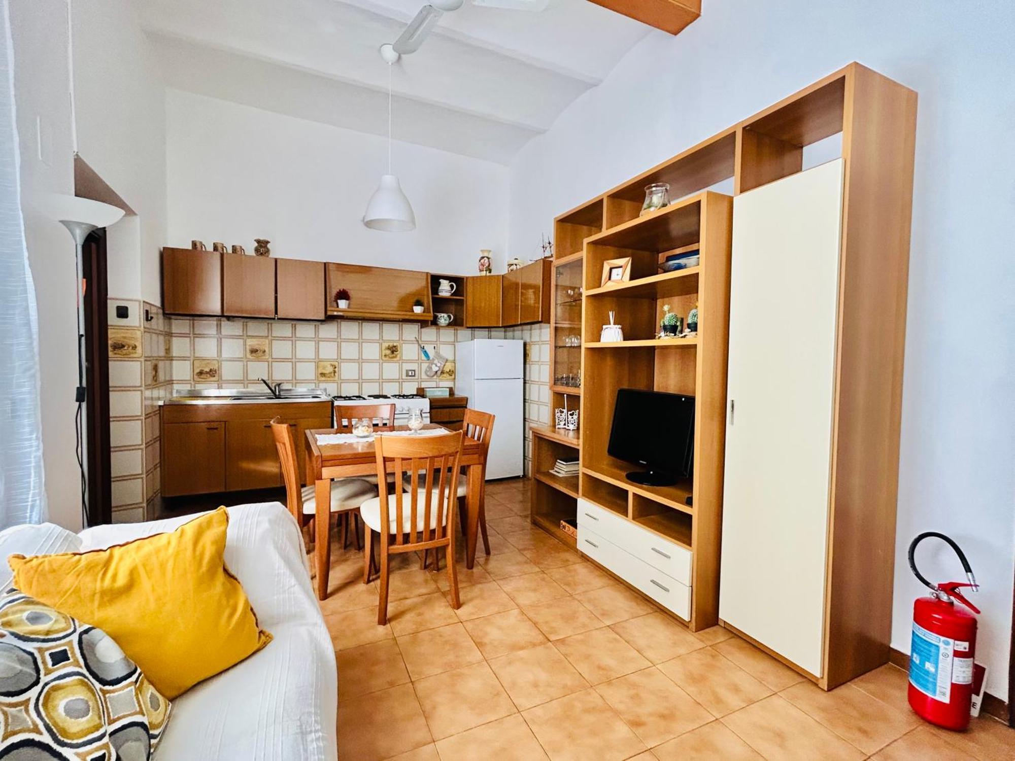 Molo 28 Beach Parking Ac Порто Санто Стефано Экстерьер фото